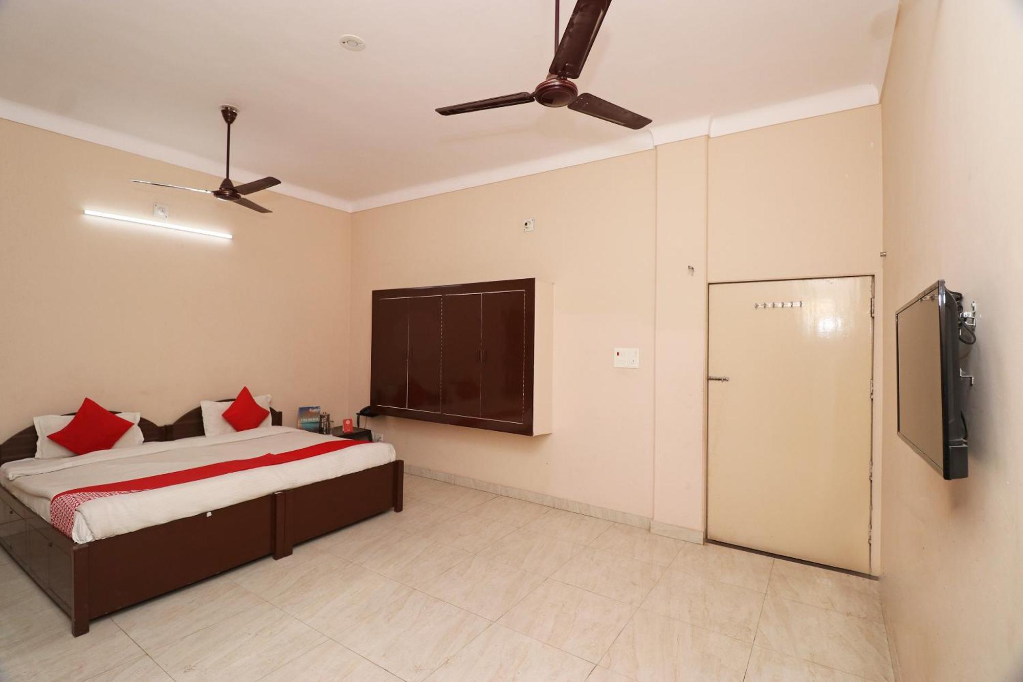 Flagship Chandra Prabha Guest House Bénarès Extérieur photo